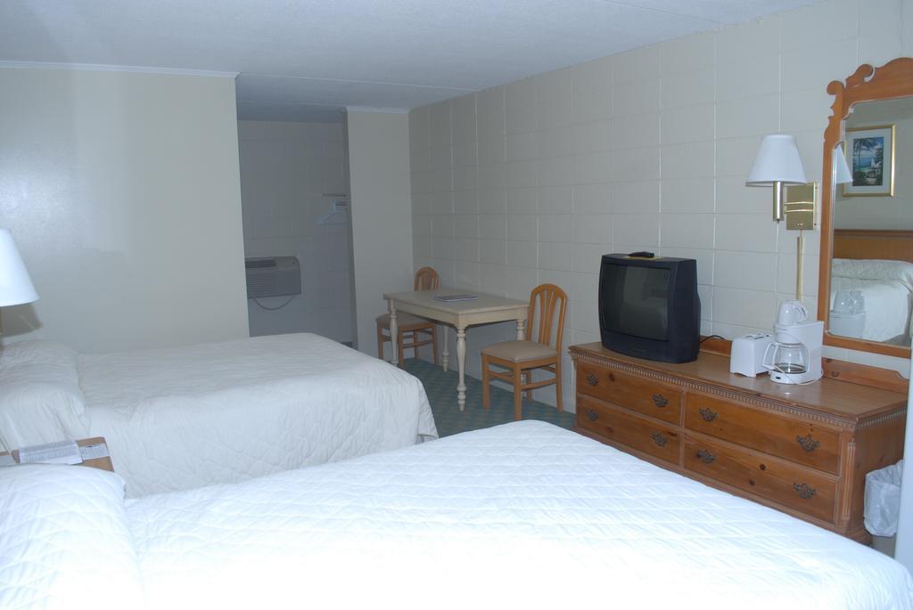 Admiral Motor Inn Myrtle Beach Buitenkant foto