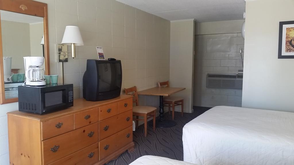 Admiral Motor Inn Myrtle Beach Buitenkant foto