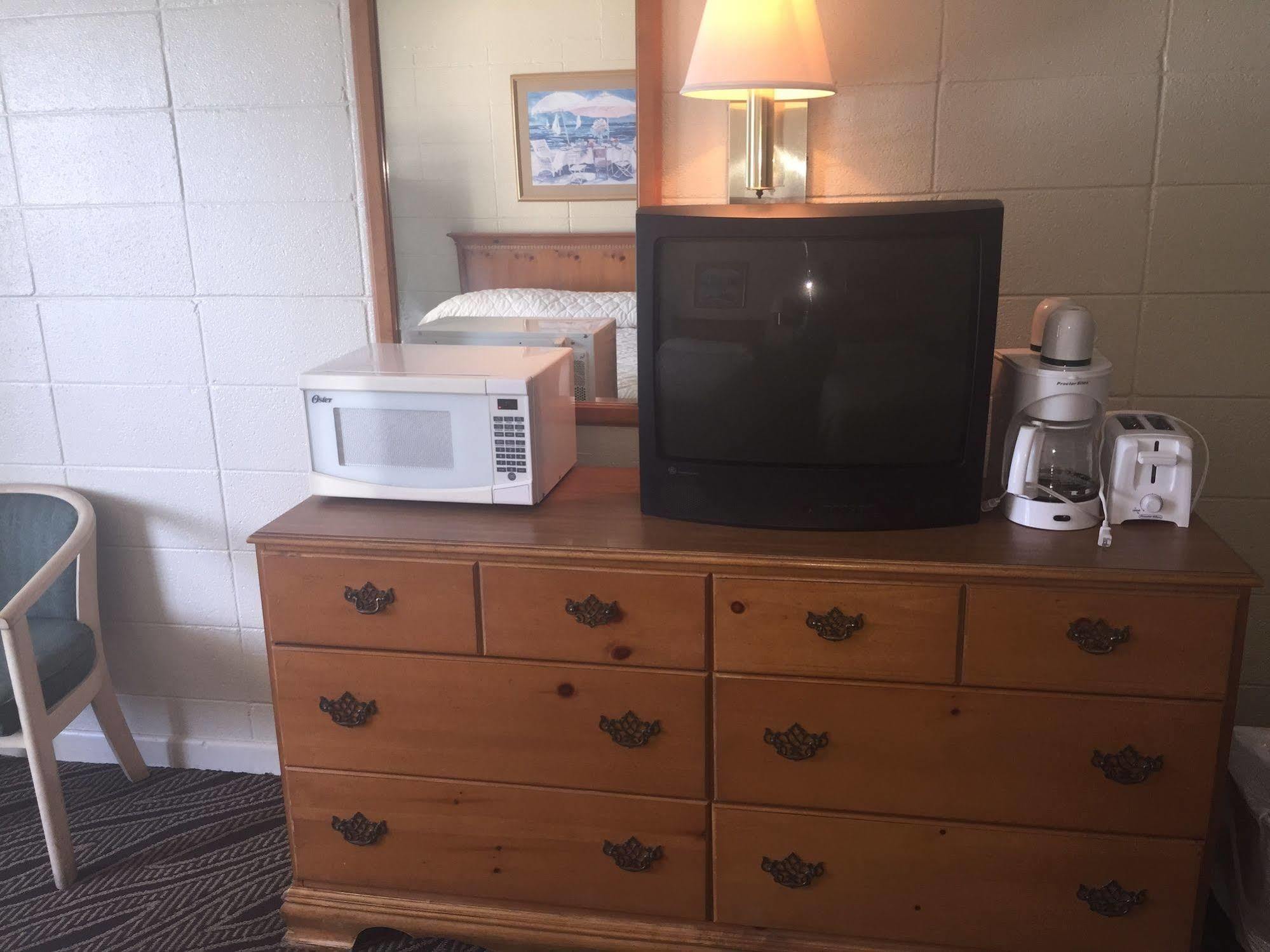 Admiral Motor Inn Myrtle Beach Buitenkant foto